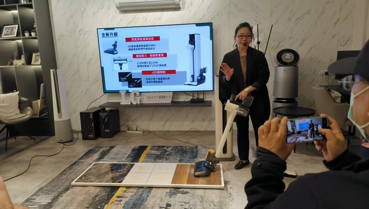"蒸"的剛剛好，清潔效果立馬見效，LG A9TS 蒸氣系列濕拖無線吸塵器體驗會後心得