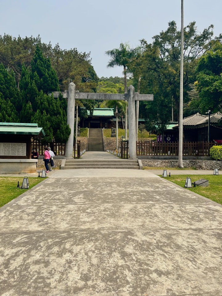 桃園忠烈祠暨神社文化園區-平日悠閒逛(免門票,可帶狗,絕美風鈴祈福廊附影片)