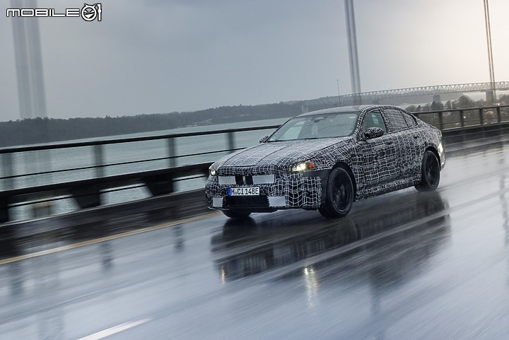 【海外新訊】搶先預覽BMW i5測試車樣貌,新一代5系列、i5預計十月份亮相!