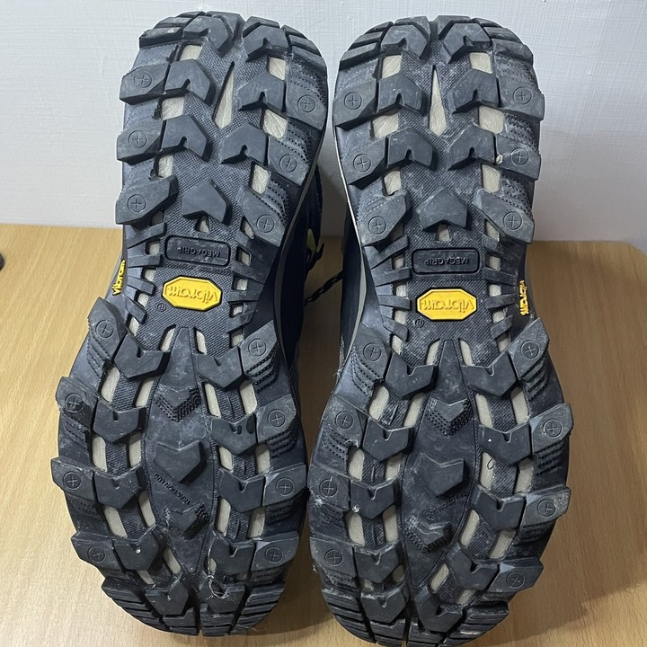 開箱 merrell rougue hiker 登山鞋