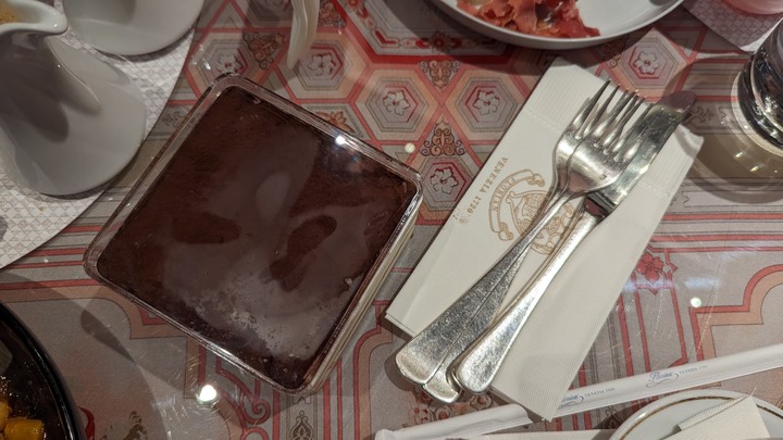 一秒讓你來到威尼斯 - 老婆大人生日指定餐廳 - 信義新光三越A9福里安花神餐廳