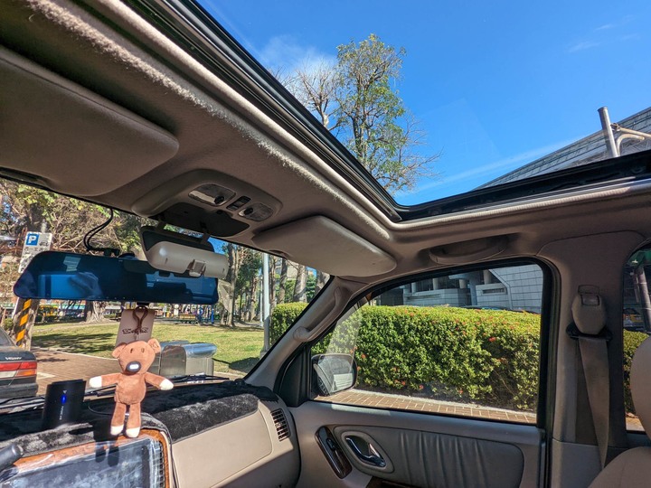 點我看大圖 Ford Escape 2002 2.0購中古車分享