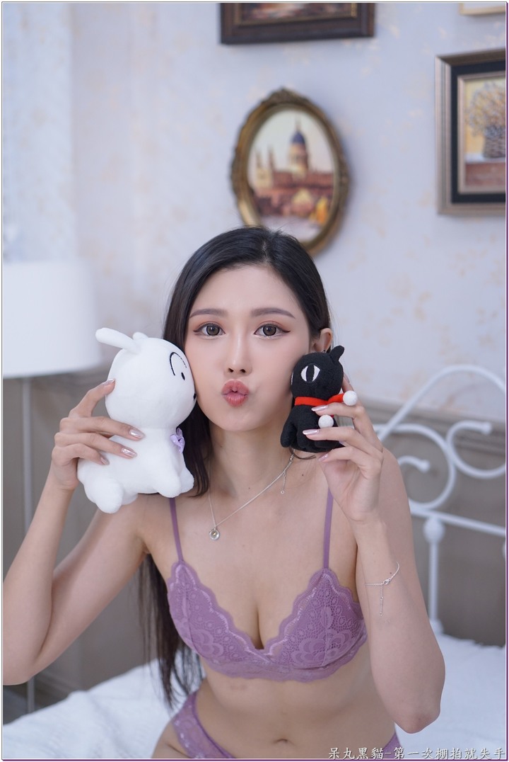 第一次棚拍就失手 ~ 初次才是最美 許玲玲