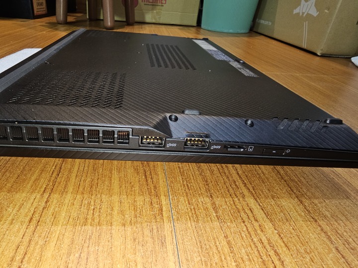 ASUS ROG FLOW X16 2023 GV601VI 4070 翻轉平板 奇怪的姿勢增加了!