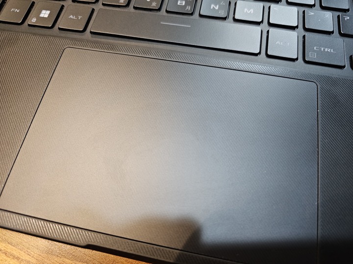 ASUS ROG FLOW X16 2023 GV601VI 4070 翻轉平板 奇怪的姿勢增加了!