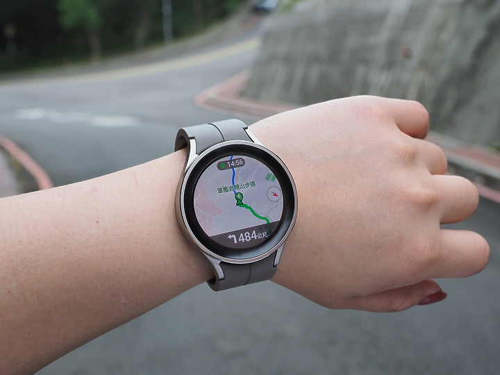 三星 Galaxy Watch5 Pro 不僅能隨時了解身體狀況 更是伴你戶外運動的好夥伴