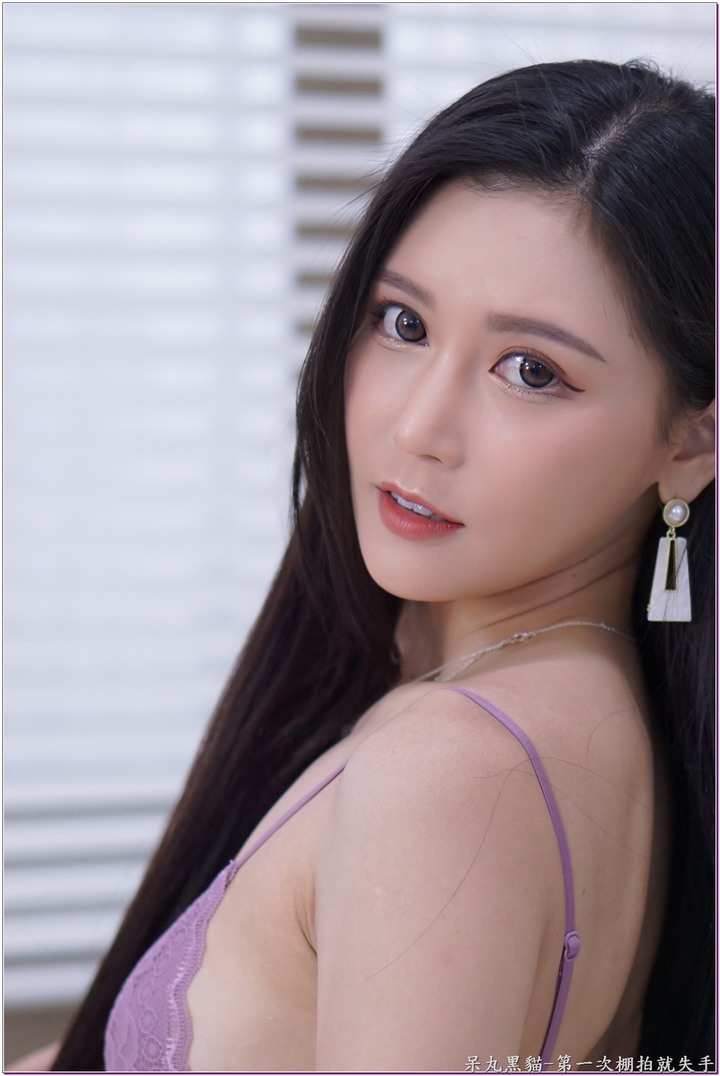 第一次棚拍就失手 ~ 初次才是最美 許玲玲