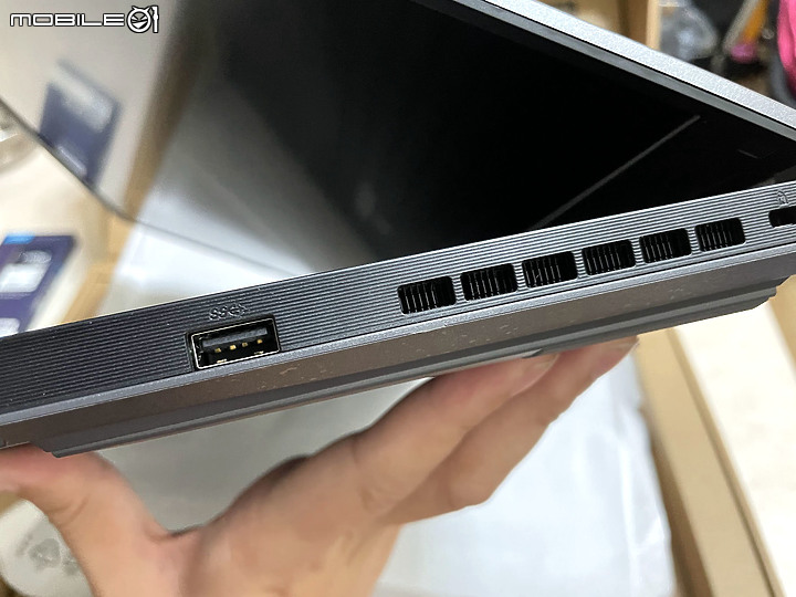 最近買 TUF GAMING FX707ZM 的心得分享