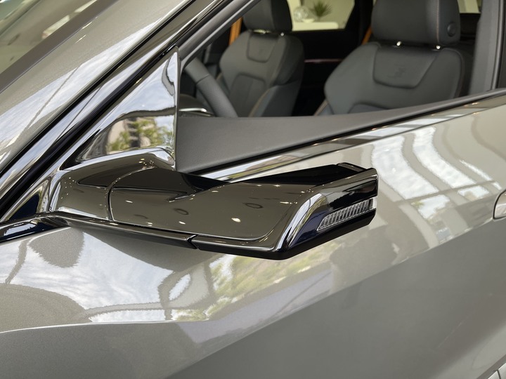 [開箱] e-tron sportback black edition開箱分享