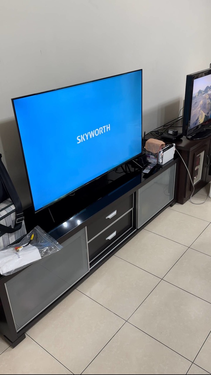 SKYWORTH 50SUE7500 簡單開箱