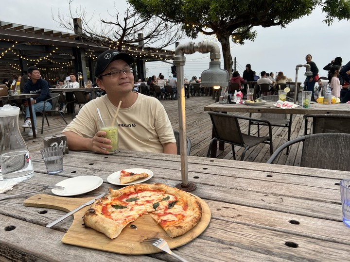 爬山美食文藝網美的一個下午