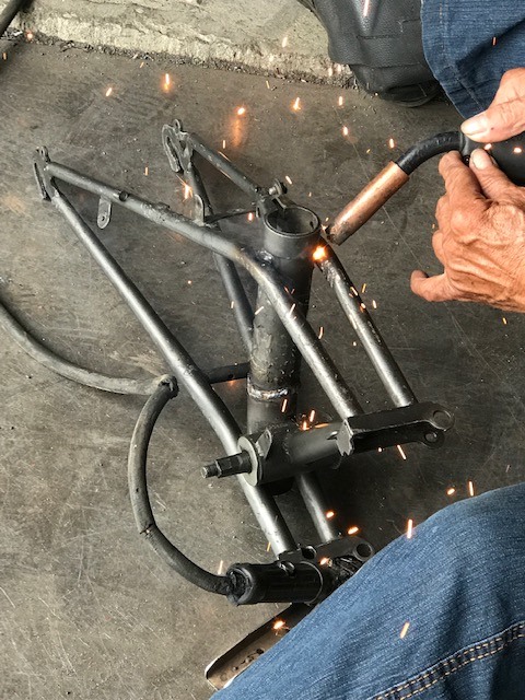 點我看大圖 16吋車修改車架坐管角度
