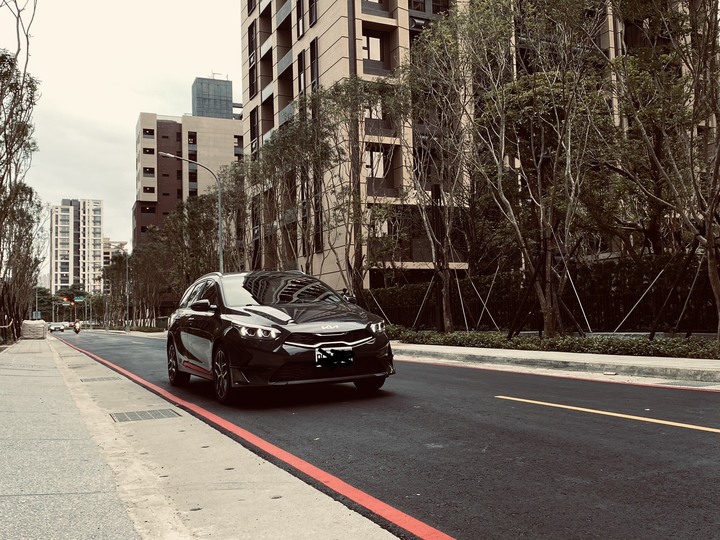 點我看大圖 型男好爸爸專車,Kia Ceed Sportswagon熱血旅行車開箱