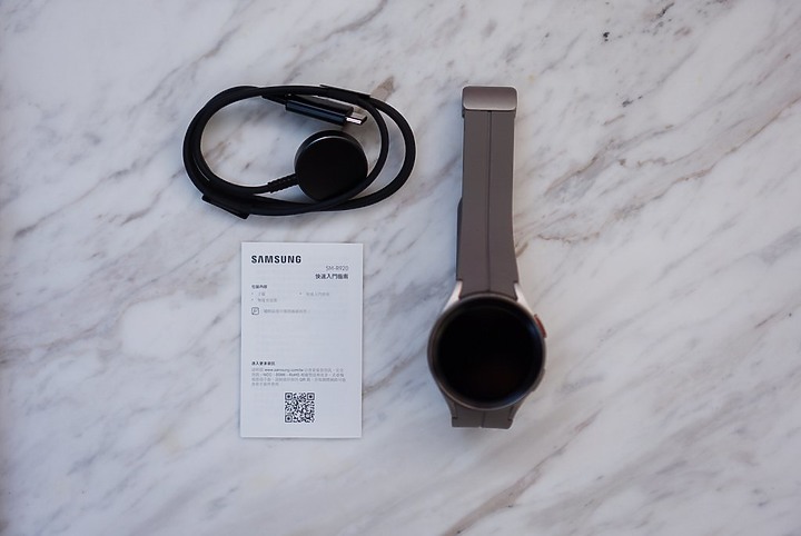 Galaxy Watch5 Pro智慧手錶|Wear OS擴充性佳 完整健康功能時時陪伴你