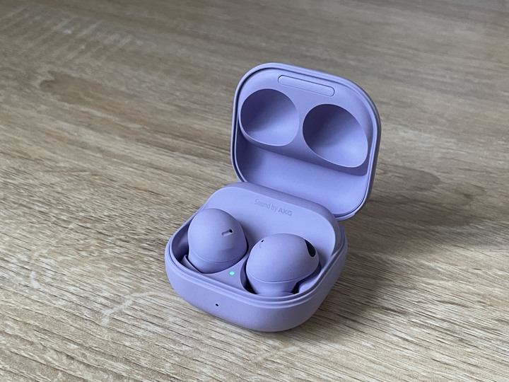 三星Galaxy Buds 2 Pro 紫使用心得 輕巧好戴也好聽