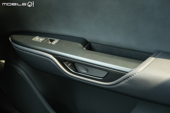 Lexus RZ450e 試駕|豪華電動休旅之表率!