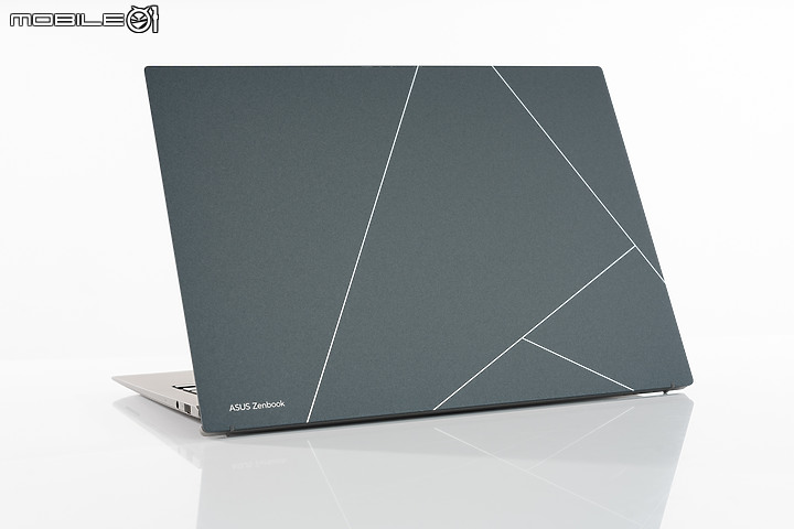 ASUS Zenbook S 13 OLED（UX5304） 測試報告｜超越極致輕薄的美學筆電