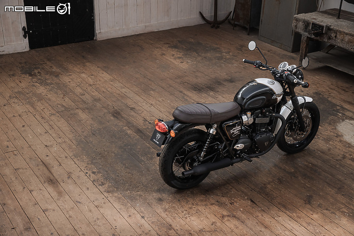 【海外快訊】Triumph 關心男性健康推出 Bonneville T120 Black DGR Limited Edition 聯名款限量250台