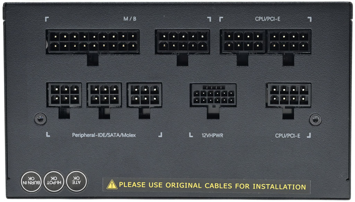 點我看大圖 GIGABYTE技嘉UD1000GM PG5(REV. 2.0) 1000W金牌全模組化電源開箱