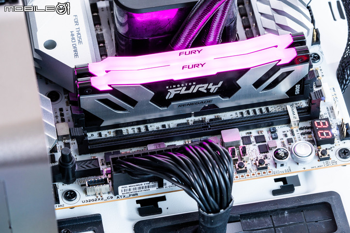 Kingston FURY Renegade RGB DDR5-6400 記憶體開箱實測 高效能與穩定兼具的平台選擇