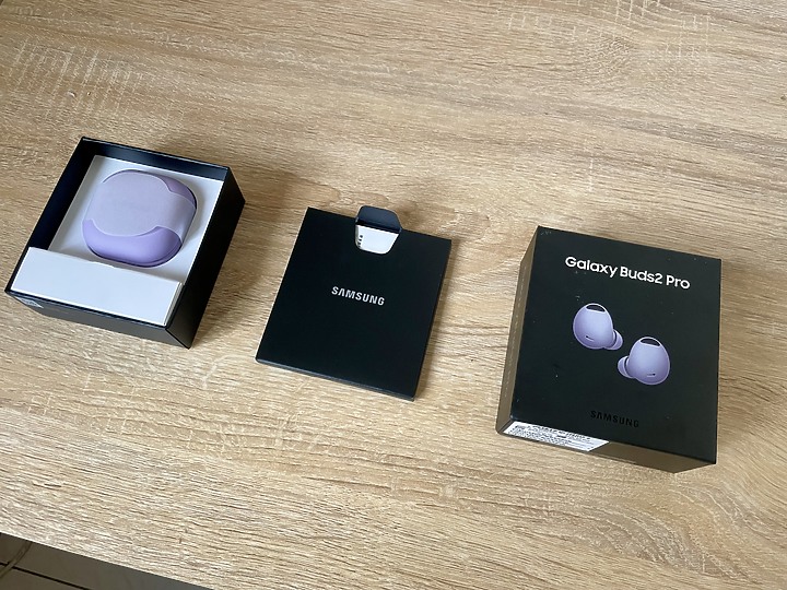 三星Galaxy Buds 2 Pro 紫使用心得 輕巧好戴也好聽
