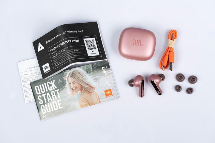 點我看大圖 JBL Live Pro 2 開箱 對比 AirPods Pro 2 和 Galaxy Buds2 Pro