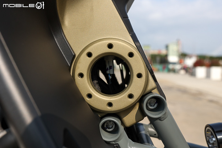 Italjet Dragster 200 ABS 特仕版 試駕｜純粹且硬派的骨感 無需過多的外殼包裝