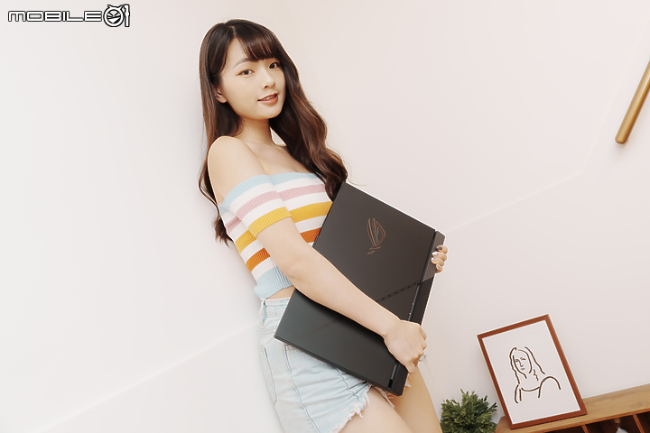 點我看大圖 ROG STRIX SCAR 17 實測報告|AMD 搭 NVIDIA 碰撞頂尖電競效能