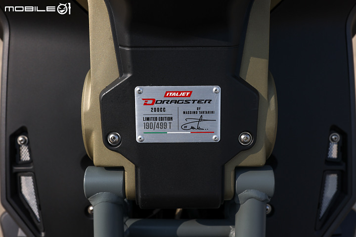 Italjet Dragster 200 ABS 特仕版 試駕｜純粹且硬派的骨感 無需過多的外殼包裝