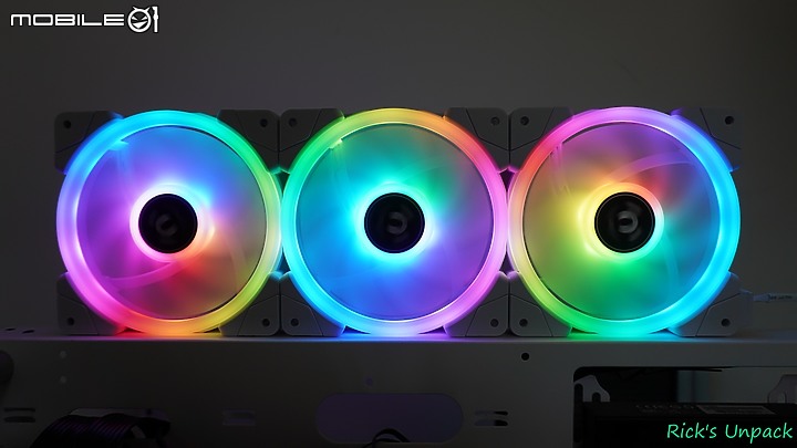 點我看大圖 【開箱】靠磁力串接的風扇?! | TT 耀影 SWAFAN EX12 RGB WHITE開箱