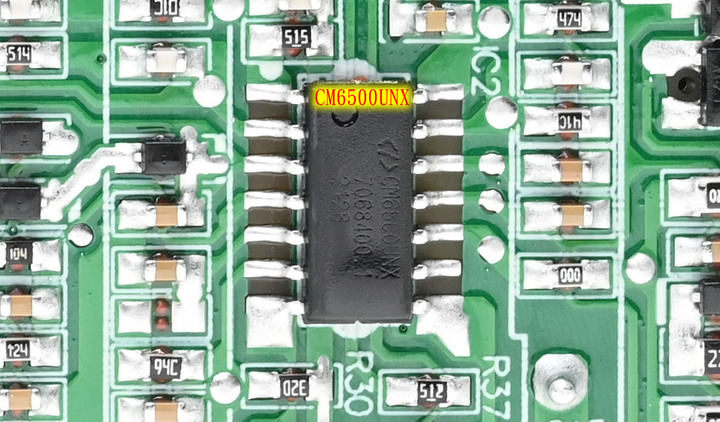 點我看大圖 GIGABYTE技嘉UD1000GM PG5(REV. 2.0) 1000W金牌全模組化電源開箱