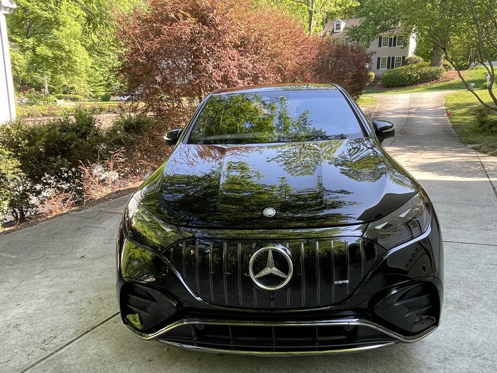 Mercedes-AMG EQE SUV