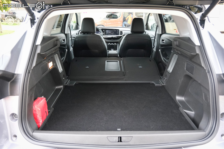 Opel Grandland 德國試駕｜小排氣量高效動力、中型休旅車市場新面貌！