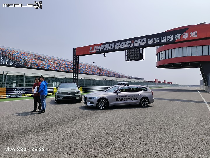 點我看大圖 Volvo XC40 Recharge Ultimate Twin Motor麗寶賽道體驗