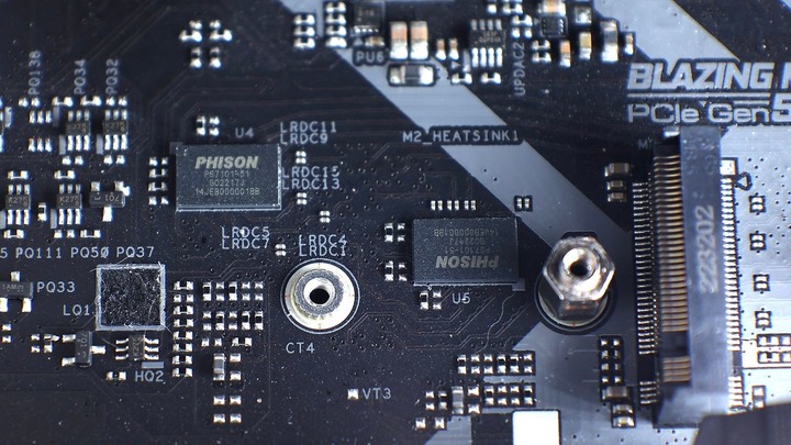 搶先體驗單條 12GB/s 的怪物，Micron Crucial T700 2TB，PCIe Gen5 x4 SSD