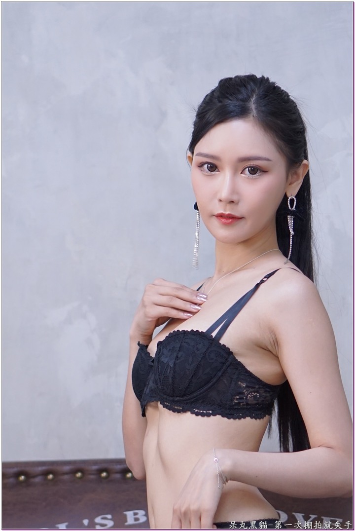 第一次棚拍就失手 ~ 初次才是最美 許玲玲