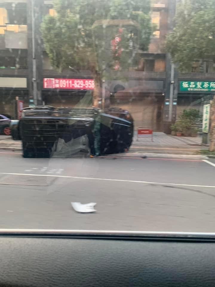翻滾吧 大G!