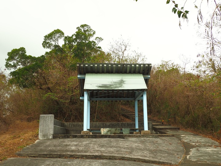 琉球國民五十四名墓、明治七年討蕃軍本營地紀念碑、石門古戰場、牡丹社事件紀念公園、西鄉都督遺績記念碑與忠魂碑、高士神社、港仔大沙漠｜八瑤灣 — 【1874年牡丹社事件】場景 — 恆春半島歷史場景旅程之二