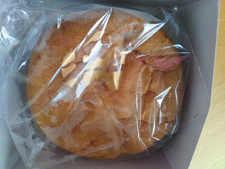 【食記】鎮瀾宮聯名:春上布丁蛋糕- 大甲媽保庇 (香醇蜂蜜)