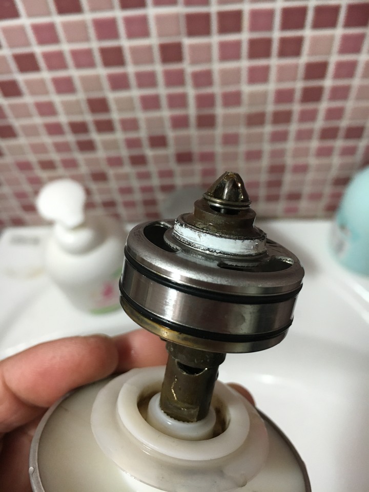 洗臉盆排水漏水改善