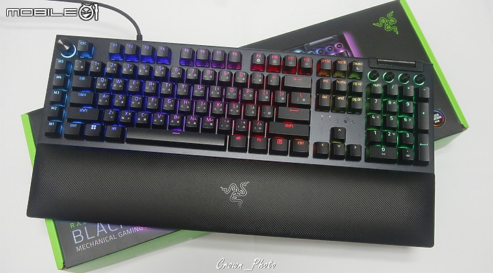 Razer BlackWidow V4 Pro 雷蛇黑寡婦蜘蛛幻彩版 把玩心得