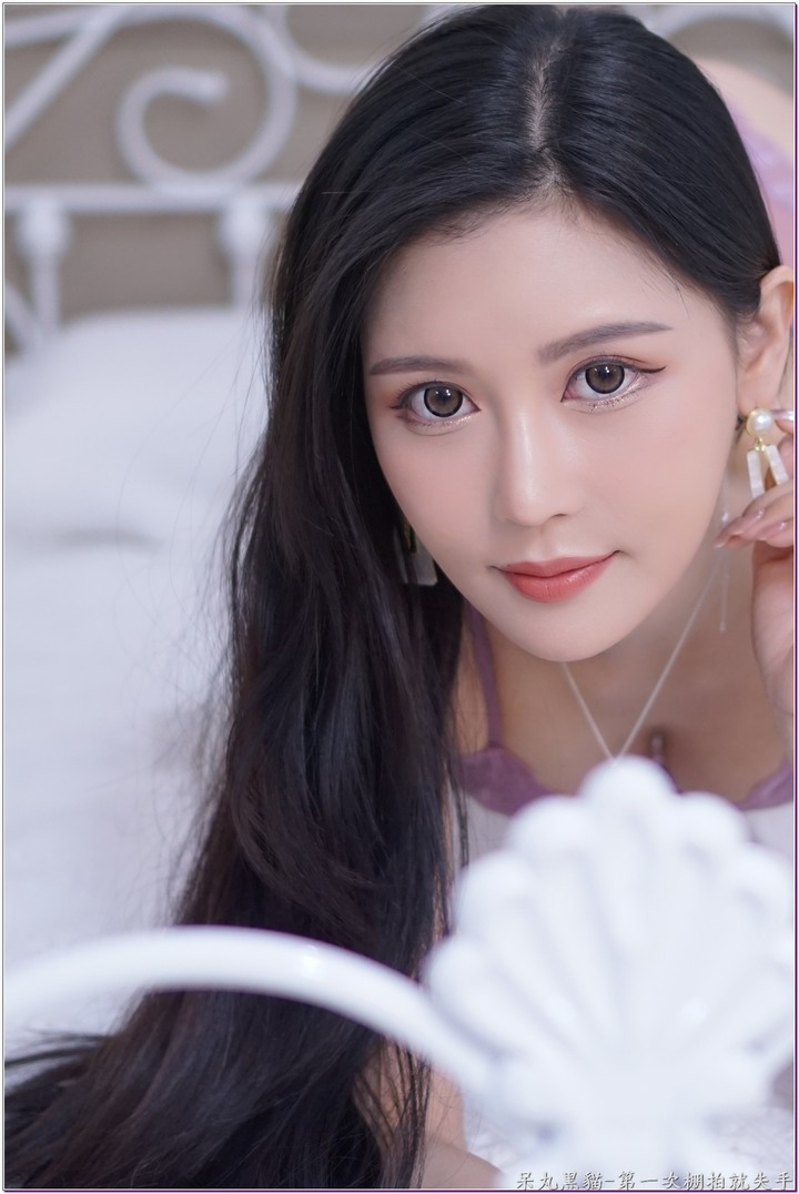 第一次棚拍就失手 ~ 初次才是最美 許玲玲