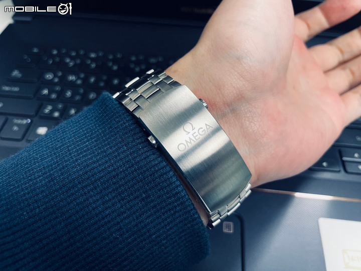 「分享」Omega seamaster 300 diver -白面鋼帶