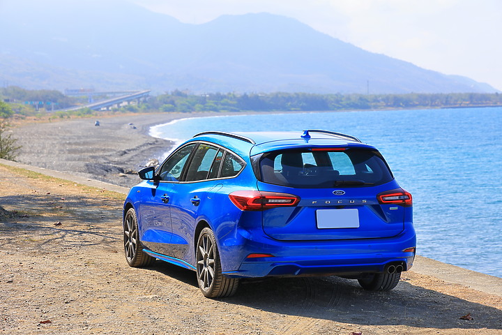 點我看大圖 (映像旅行) 隨心所向、山海隨行in台東高雄 feat. Ford Focus Wagon ST-Line Vignale