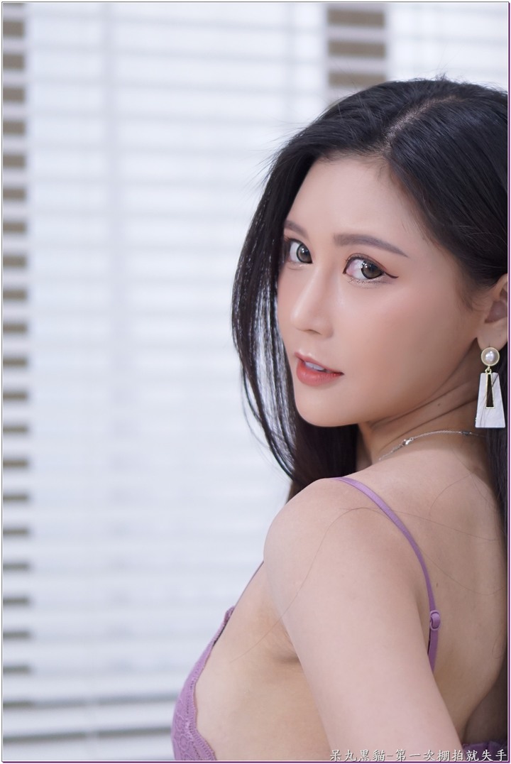 第一次棚拍就失手 ~ 初次才是最美 許玲玲