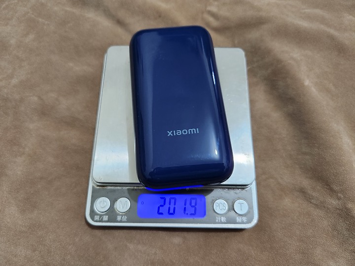 點我看大圖 簡單分享Xiaomi 行動電源 10000 33W 口袋版 Pro