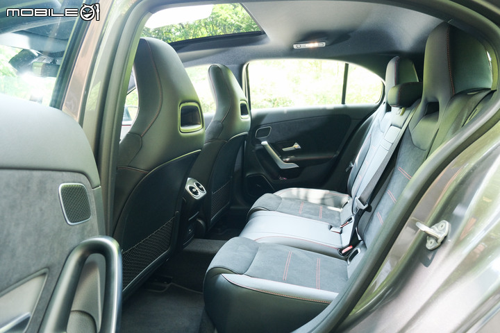 Mercedes-Benz A/B-Class 小改款試駕|48V輕油電注入、科技指數更為升級!