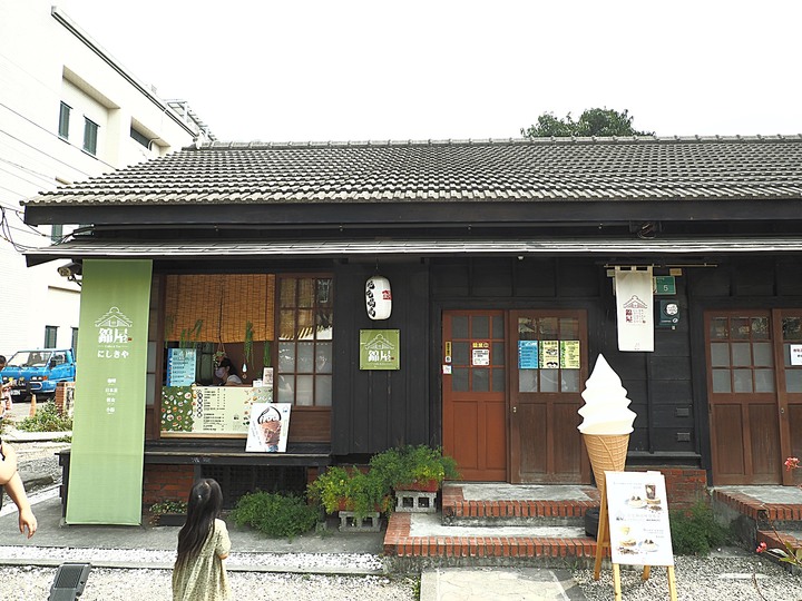 新化老街、新化武德殿、日式宿舍群與蘇家古厝，附掛記憶中的好味道 — 成功醬油、正豐蔴油廠
