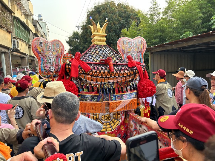 騎 到 溪 州 迓 大 甲 媽