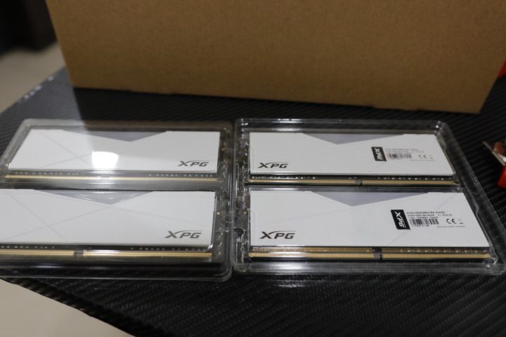 裝機回顧：2022年。NZXT 那個有點潮但 也只是有點潮的牌子。